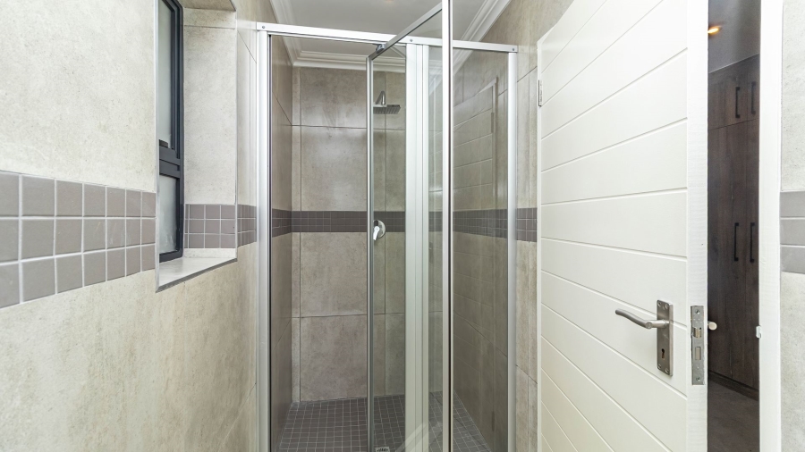 3 Bedroom Property for Sale in Fraaiuitsig Western Cape